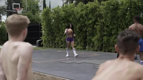 Transsensual: Blowjob Expertise in Lingerie Action