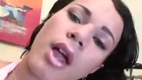 t-girl Pornstar Fernanda Barros receives assfucked