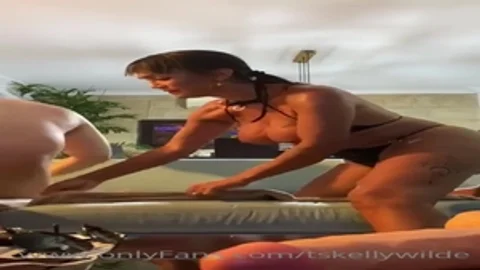 Latina Shemales Share Their Men