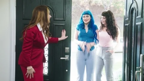 Transfixed: Chrissy, Gwen & Ariel: A Backdoor Adventure
