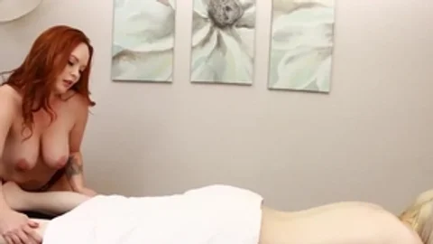 T-girl Freya Wynn softcore cumshot