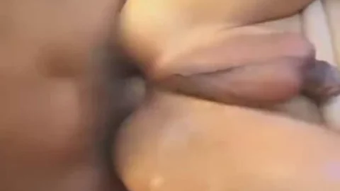 asian ladyboy Mai Tai drilled right into an arsehole