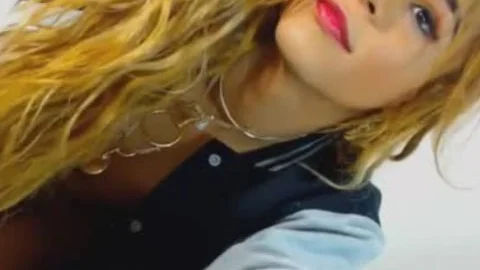 delicious ladyboy Inserts A sex-dildo On Her taut a-hole