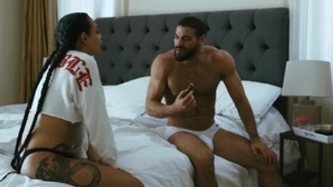Transsensual.com - Athletic Eva Maxim blowjob cum in the bed
