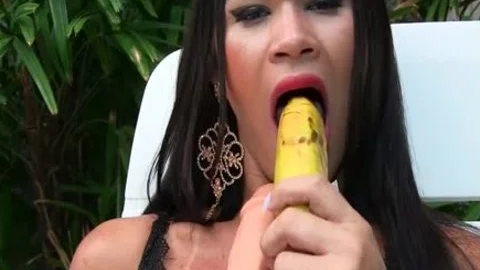 Sensual tgirl Erika Lee Masturbates With A Banana And Sticks A sextoy Up Her wazoo