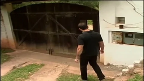 Transexual knob Fights Round 02 - Scene 1