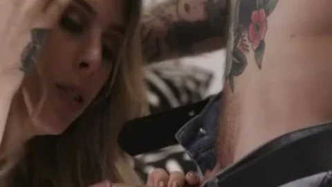 TBabe Casey Kisses Enjoys Doing rod sucking With Her Boyfriend