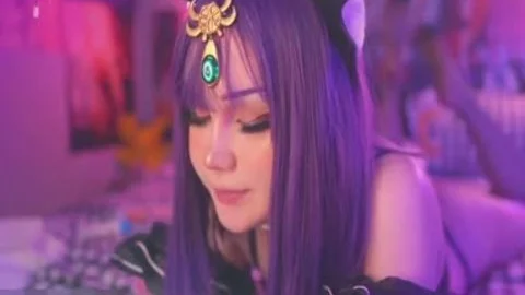 ideal Blondelashe's nineteen Breaking Her anal