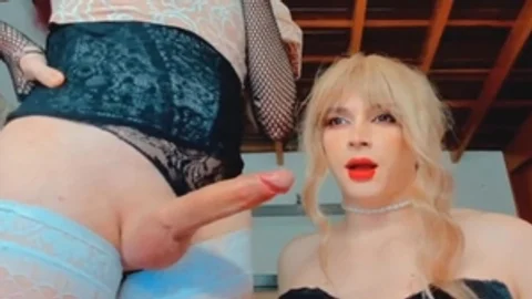 blond tranny Strokes Her monstrous Shaft