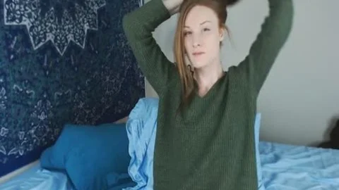 lusty gal With pretty Feet pounds Herself Until she Cums